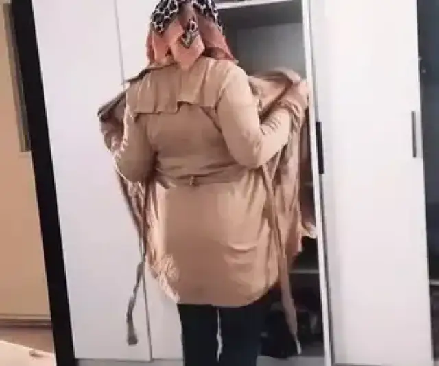 Yan komşumuzun kızını seks sarhoşu yaptım