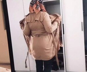 Yan komşumuzun kızını seks sarhoşu yaptım