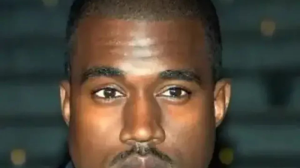 Twitter savaşında Kanye West'e saldıran saldırana