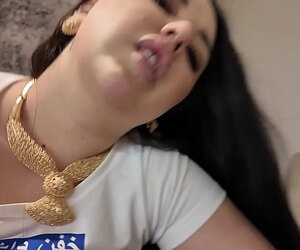 Kostüm partisinde fantezi kıyafetiyle siktiğim hatun